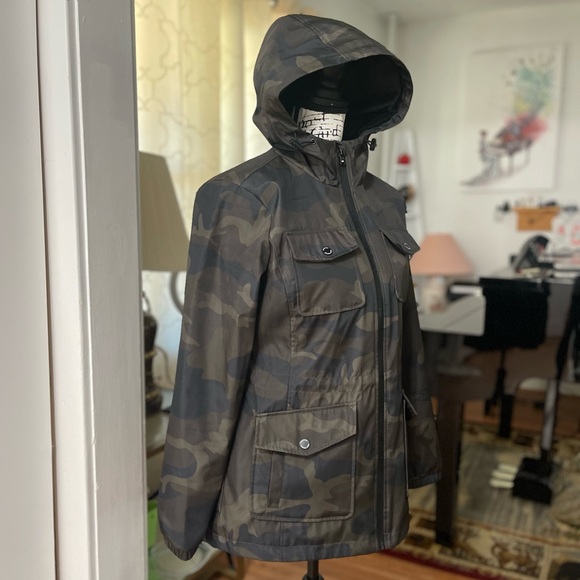 EUC Women’s Size Small Michael Kors Oversized Utility Jacket In Military Green - Picture 9 of 13